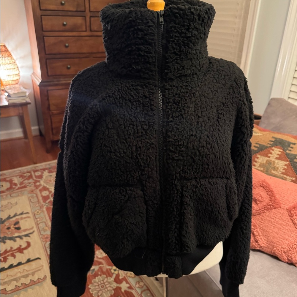 Cropped Women's Black Teddy Jacket